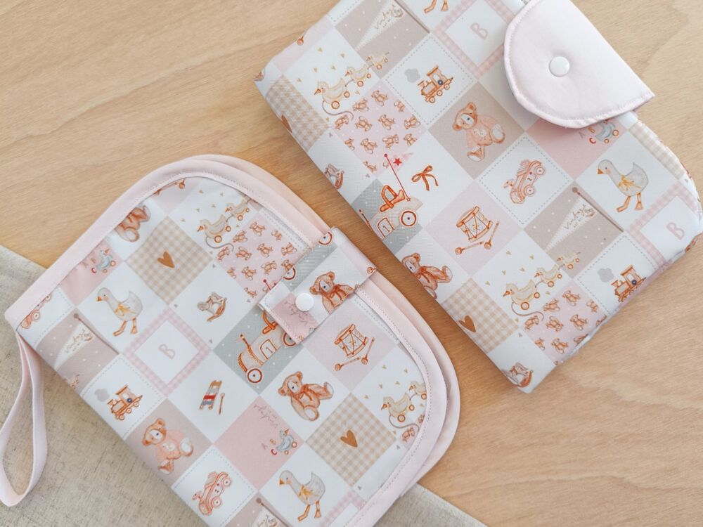Conjunto porta toallitas y porta documentos ositos rosa