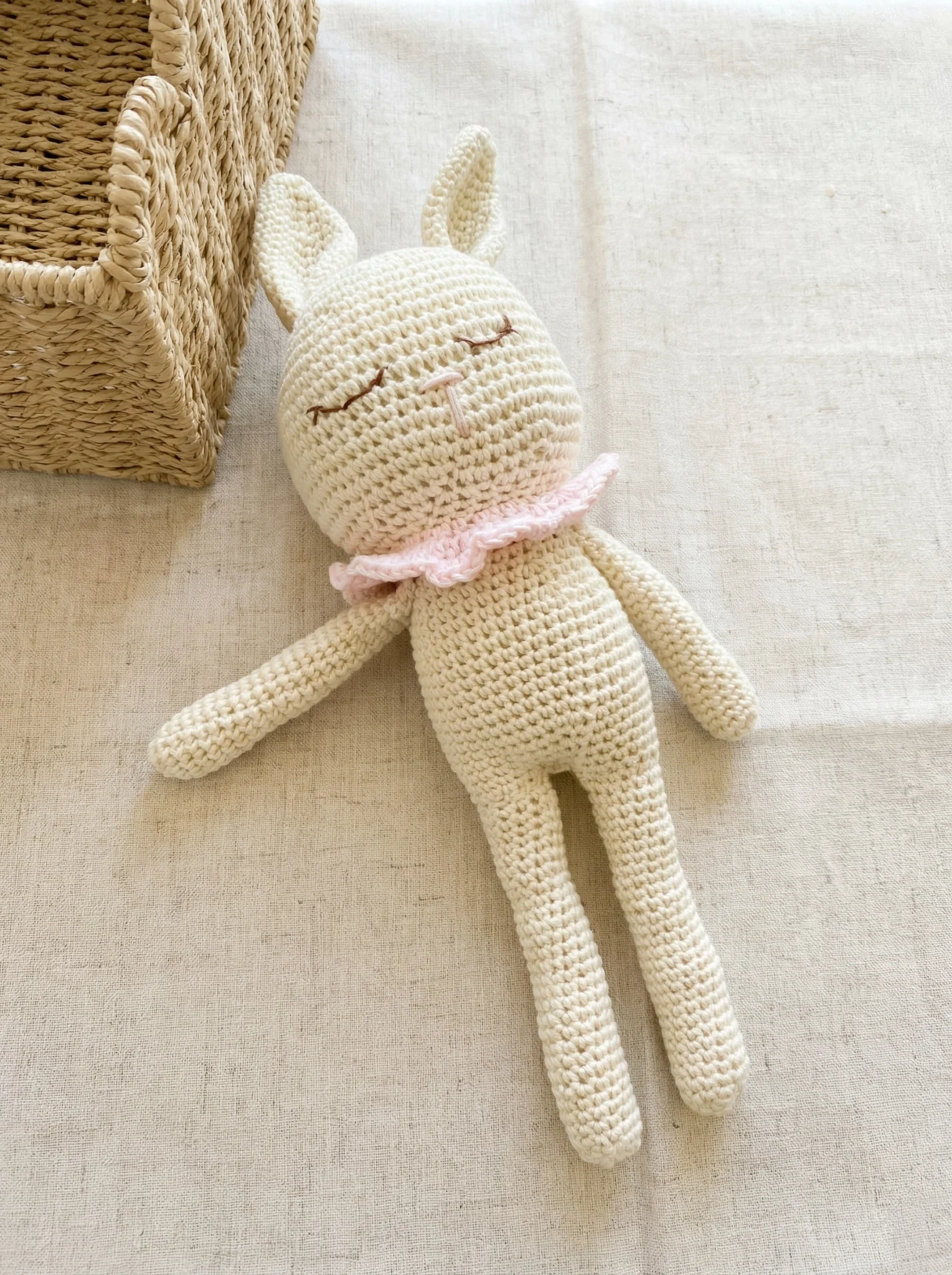 Muñeco Conejo Artesanal para Bebé en Algodón – Petit Miu Muñeco Conejo Artesanal para Bebé en Algodón – Petit Miu
